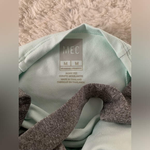 MEC Workout Tank - Picture 4 of 5